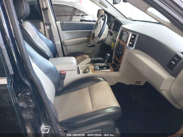 Auction sale of the 2008 Jeep Grand Cherokee Limited, vin: 1J8HR58N98C163836, lot number: 38639299