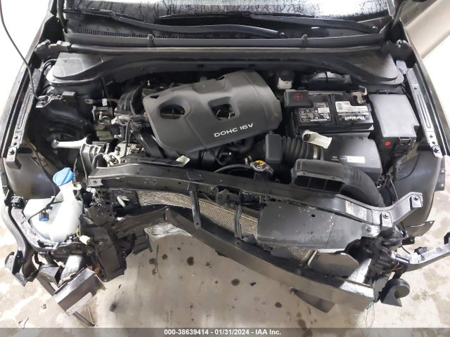Hyundai ELANTRA SE 2017 5NPD84LF8HH105501 Image 10