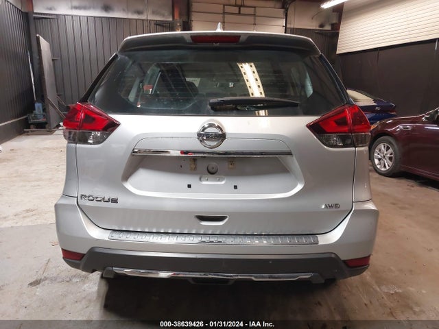 Nissan ROGUE S 2019 5N1AT2MV1KC828746 Image 17