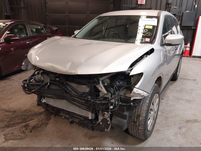 Nissan ROGUE S 2019 5N1AT2MV1KC828746 Image 2
