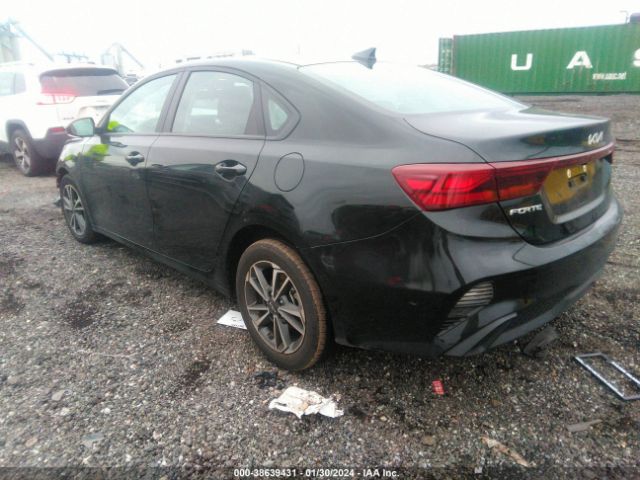 3KPF24AD2PE614661 KIA Forte Lxs