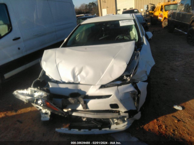 Toyota PRIUS XLE 2022 JTDKAMFU7N3170479 Image 11