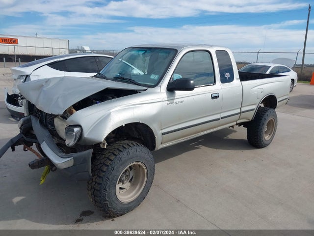 2000 TOYOTA TACOMA VIN: 4TAWM72N2YZ675772