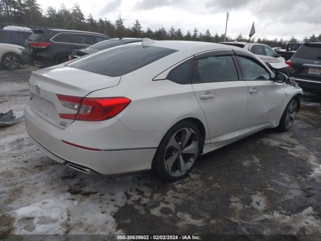 1HGCV2F97JA050472 Honda Accord Touring 2.0t