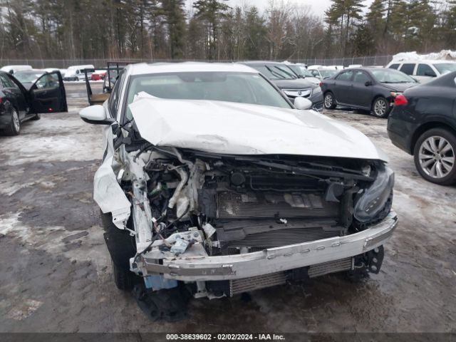 1HGCV2F97JA050472 Honda Accord Touring 2.0t