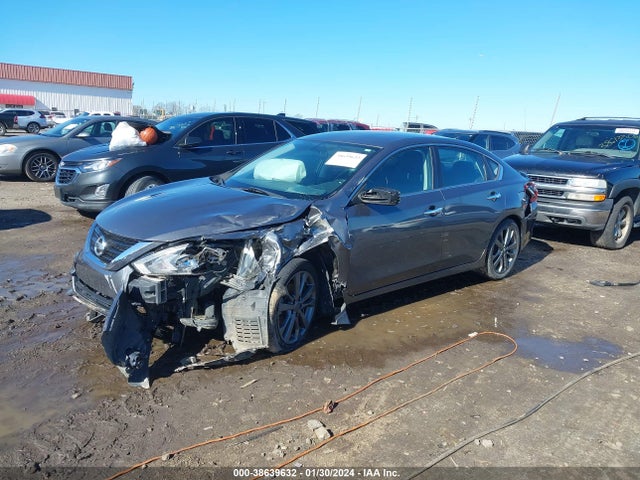 Nissan Altima 2.5 Sr 2018 1N4AL3AP1JC250135 Image 2