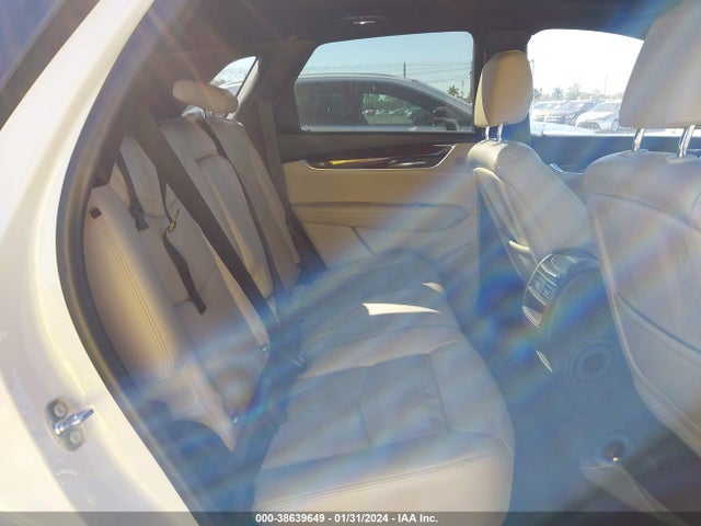 1GYKNERS8JZ230209 Cadillac Xt5 Premium Luxury