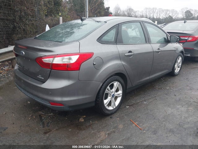 Ford FOCUS SE 2014 1FADP3F23EL141860 Image 4