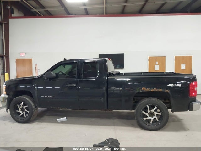 2012 CHEVROLET SILVERADO 1500 LT VIN: 1GCRKSE70CZ247635