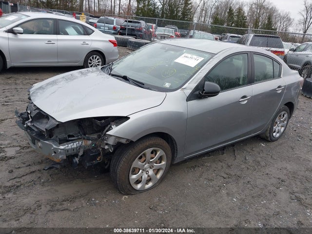 2013 MAZDA MAZDA3 I SPORT VIN: JM1BL1UP3D1852128