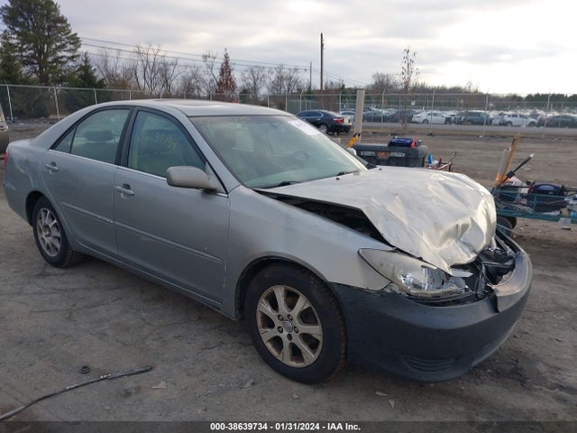 2005 TOYOTA CAMRY XLE VIN: 4T1BE30K05U501690
