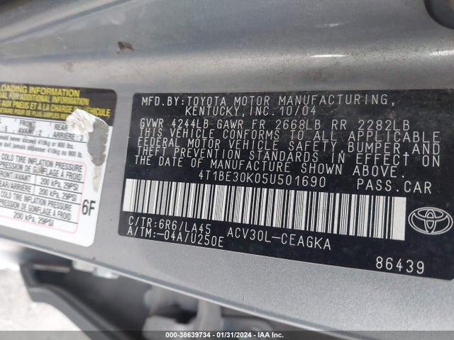 2005 TOYOTA CAMRY XLE VIN: 4T1BE30K05U501690