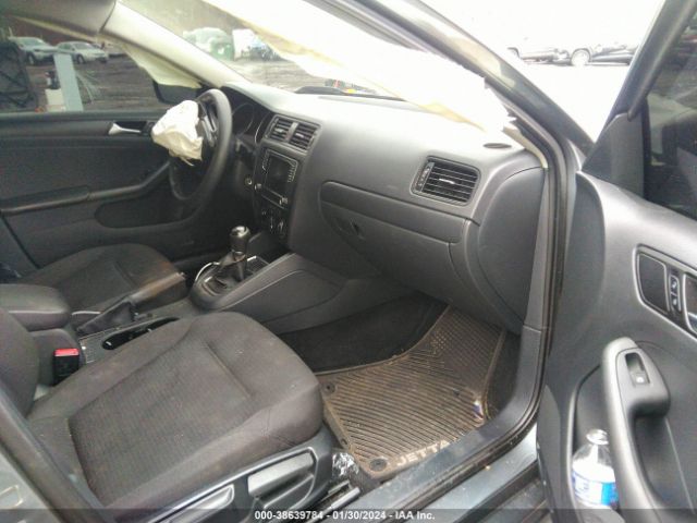 3VW167AJXGM375286 Volkswagen Jetta 1.4t S