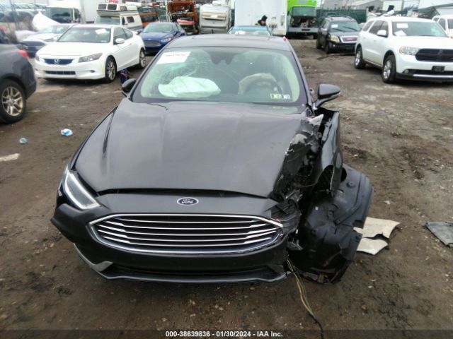 3FA6P0MU4KR119682 Ford Fusion Hybrid Sel