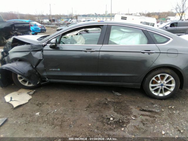 3FA6P0MU4KR119682 Ford Fusion Hybrid Sel