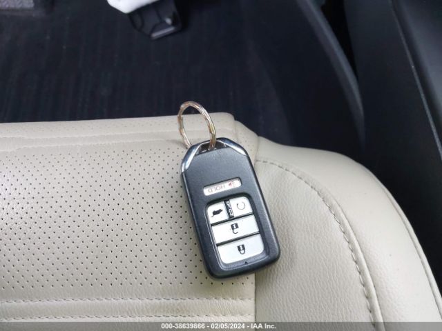 7FARW2H97KE048561 Honda Cr-v Touring