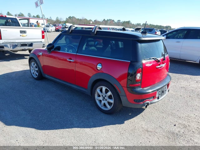 2010 MINI COOPER S CLUBMAN WMWMM3C52ATP93989 Photo 2