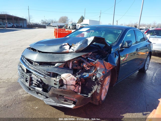 Chevrolet MALIBU LT 2018 1G1ZD5ST5JF130735 Image 2