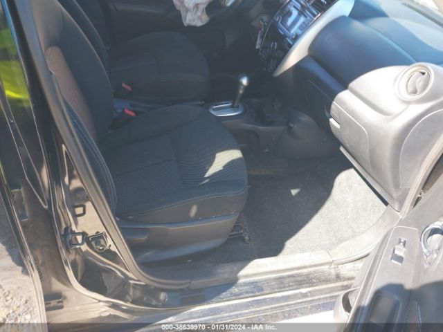 3N1CN7AP0JL858627 Nissan Versa 1.6 Sv