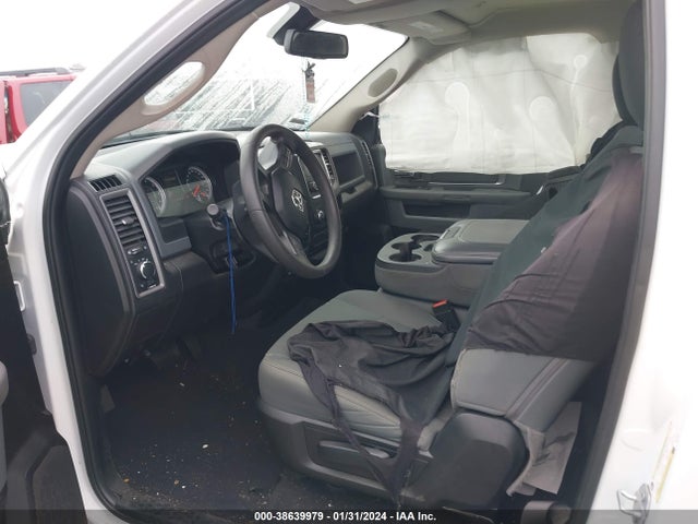 RAM 1500 Classic Tradesman Regular Cab 4x2 8' Box 2019 3C6JR6DG8KG509683 Image 5