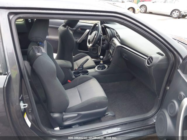 JTKJF5C72FJ004944 Scion TC