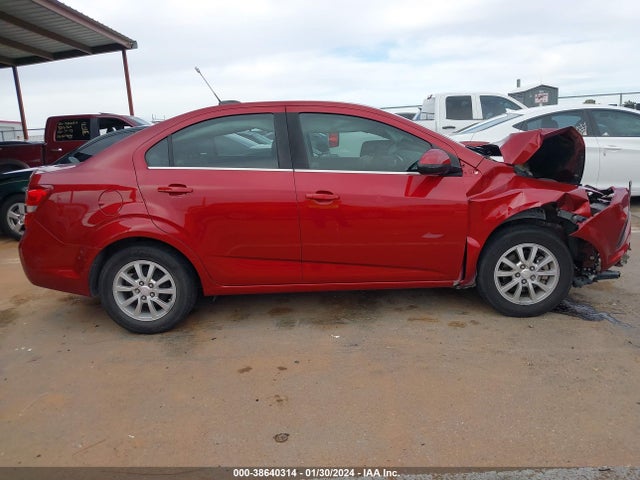 Chevrolet Sonic Lt Auto 2018 1G1JD5SH1J4114858 Image 13