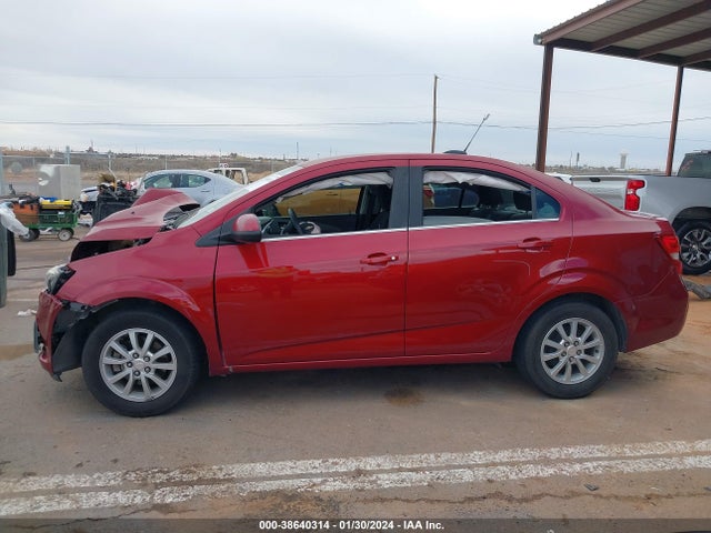 Chevrolet Sonic Lt Auto 2018 1G1JD5SH1J4114858 Image 14