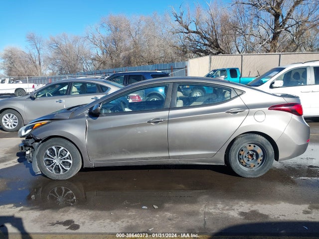Hyundai ELANTRA SE 2016 5NPDH4AEXGH709768 Image 15