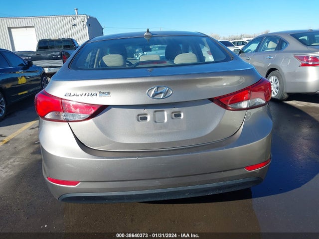 Hyundai ELANTRA SE 2016 5NPDH4AEXGH709768 Image 17