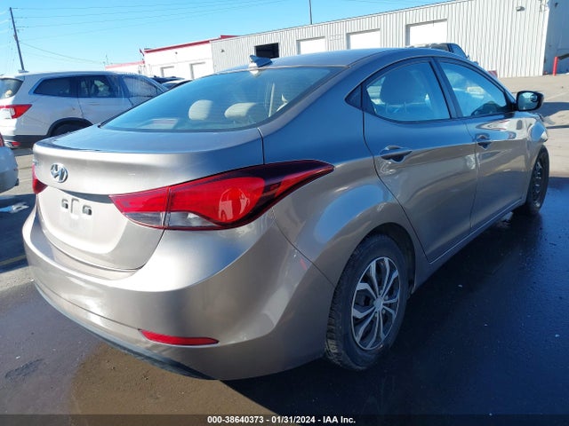 Hyundai ELANTRA SE 2016 5NPDH4AEXGH709768 Image 4