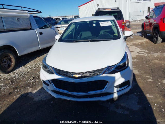 Chevrolet Cruze Lt Auto 2018 1G1BE5SM6J7116005 Image 12