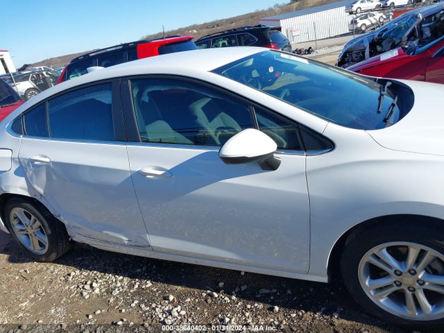 Chevrolet Cruze Lt Auto 2018 1G1BE5SM6J7116005 Image 13