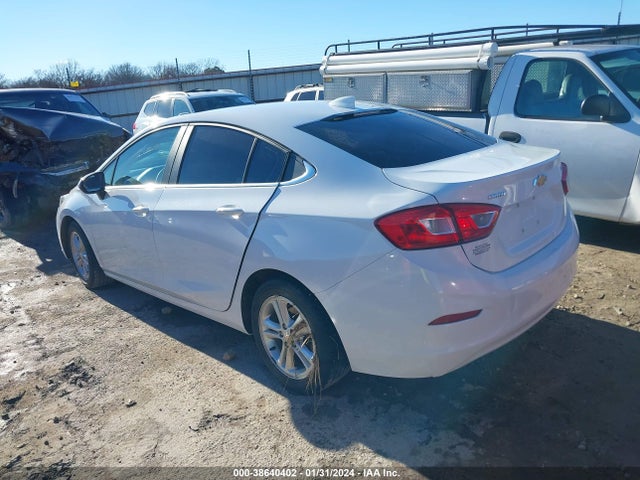 Chevrolet Cruze Lt Auto 2018 1G1BE5SM6J7116005 Image 3