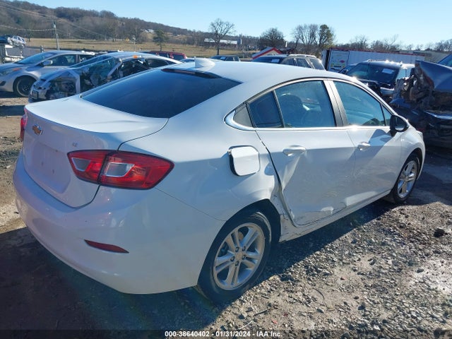 Chevrolet Cruze Lt Auto 2018 1G1BE5SM6J7116005 Image 4