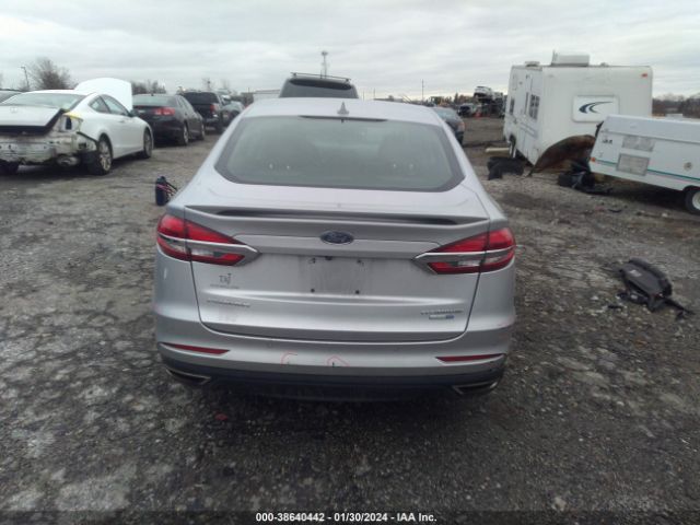 3FA6P0D9XKR152603 Ford Fusion Titanium