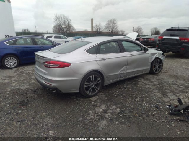 3FA6P0D9XKR152603 Ford Fusion Titanium