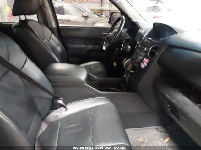 2013 HONDA PILOT TOURING VIN: 5FNYF4H99DB504369