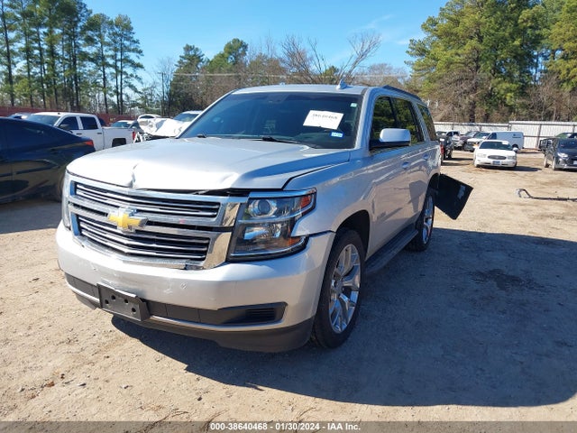 Chevrolet Tahoe Lt 2017 1GNSCBKC0HR355946 Image 2