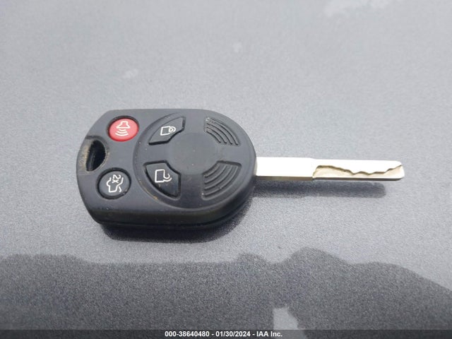 Ford FOCUS SE 2018 1FADP3FE1JL232727 Image 11