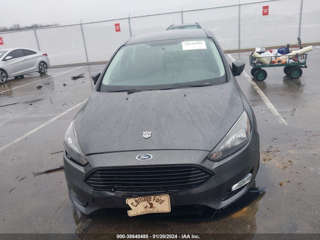 Ford FOCUS SE 2018 1FADP3FE1JL232727 Image 12