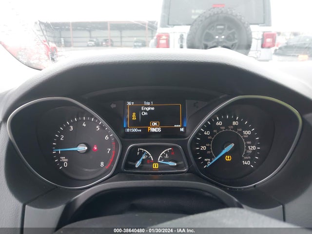 Ford FOCUS SE 2018 1FADP3FE1JL232727 Image 7