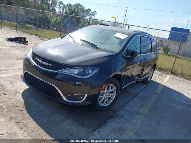Chrysler Pacifica Touring L 2020 2C4RC1BG7LR277026 Image 2
