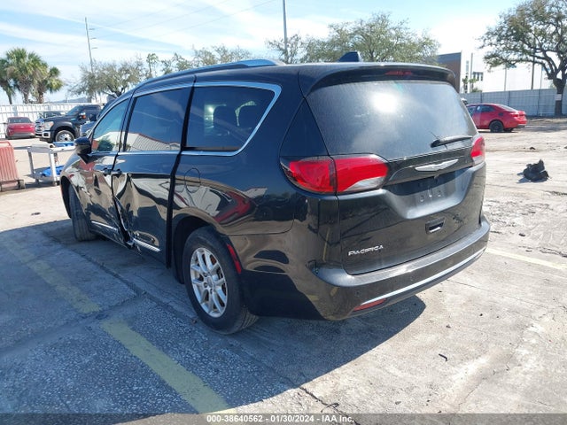 Chrysler Pacifica Touring L 2020 2C4RC1BG7LR277026 Image 3