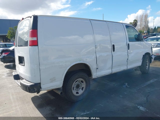 Chevrolet Express 2500 Work Van 2014 1GCWGFCA8E1204527 Image 4
