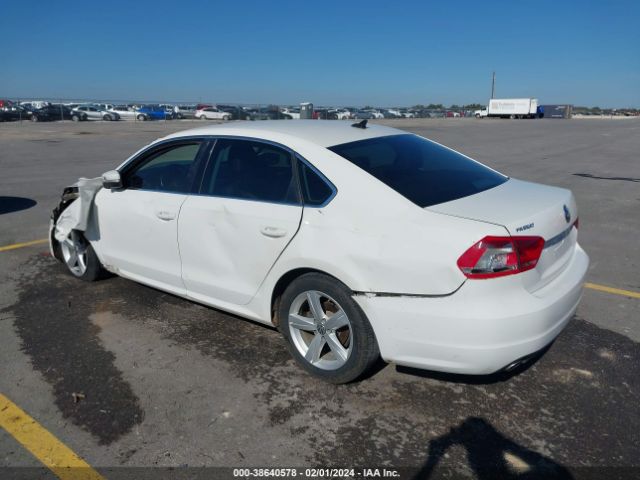 1VWBV7A39FC062755 Volkswagen Passat 2.0l Tdi Se