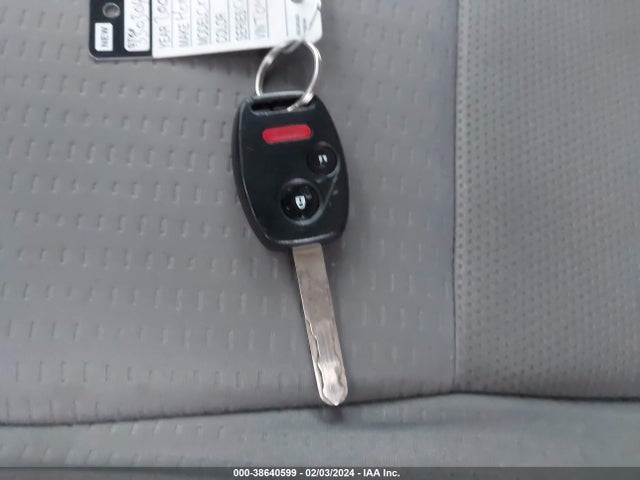 2009 HONDA CR-V EX VIN: JHLRE38519C007869