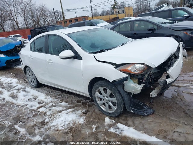 2011 MAZDA MAZDA3 I TOURING VIN: JM1BL1VG7B1440936