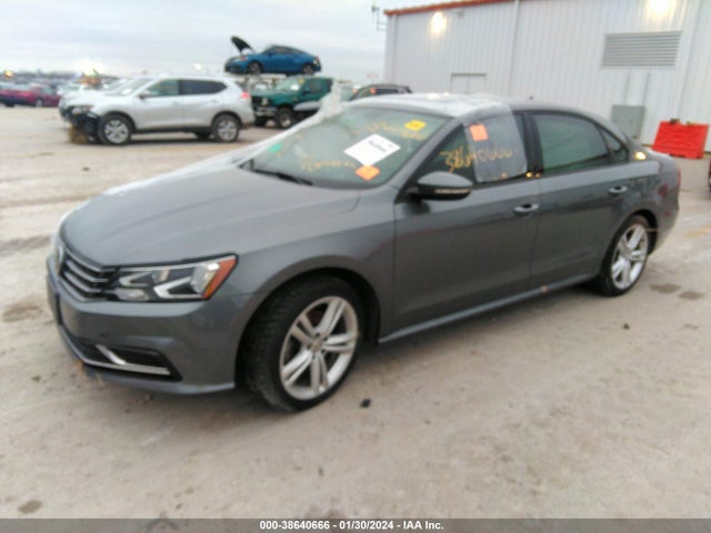 1VWLA7A34KC010301 Volkswagen Passat 2.0t Wolfsburg Edition