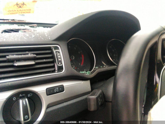 1VWLA7A34KC010301 Volkswagen Passat 2.0t Wolfsburg Edition