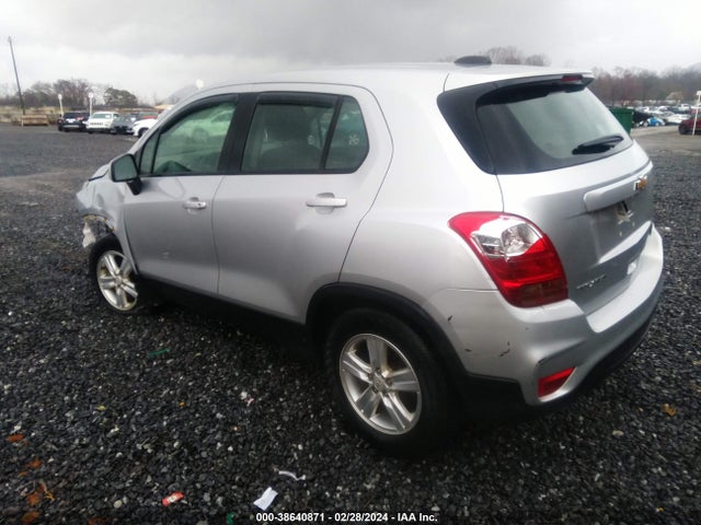 Chevrolet TRAX LS 2017 KL7CJNSB7HB055841 Image 3